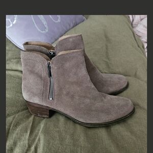 Lucky Brand Suede Ankle Booties in Taupe Gray